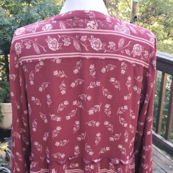 Knox Rose Peasant Dress - Picture 6 of 10